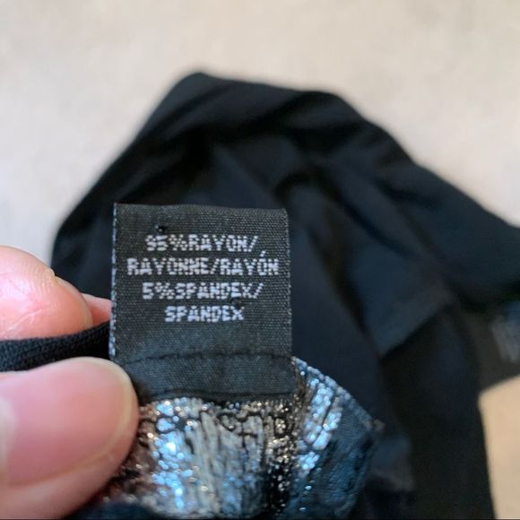 Black Seductions Cardigan Size Medium - Picture 5 of 5